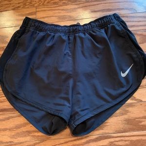 Black Nike shorts